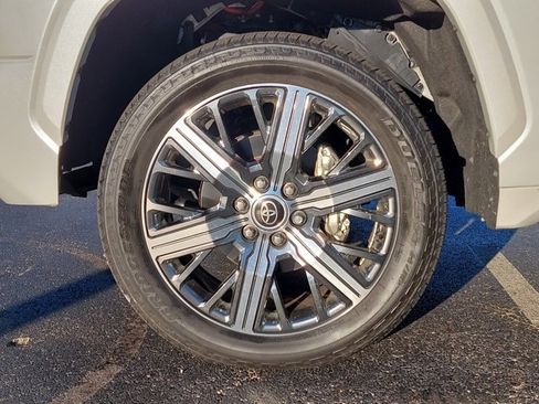 Used 2022 Toyota Tundra Capstone image 39