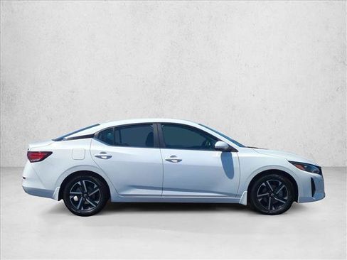 Used 2024 Nissan Sentra SV w/ All-Weather Package FWD image 4
