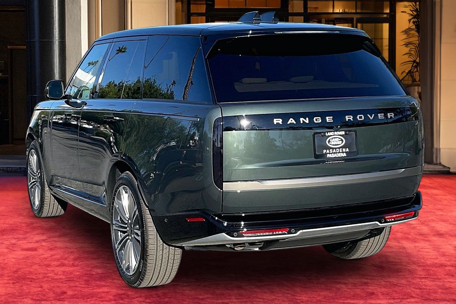 New 2027 Land Rover Range Rover SE AWD/4WD image 4
