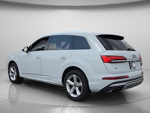 Used 2025 Audi Q7 3.0T Premium w/ Convenience Package AWD/4WD image 4