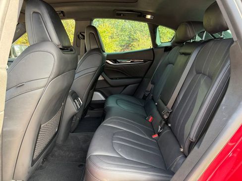 Used 2020 Maserati Levante S GranSport image 30