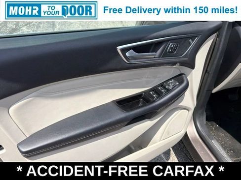 Used 2019 Ford Edge Titanium FWD image 13