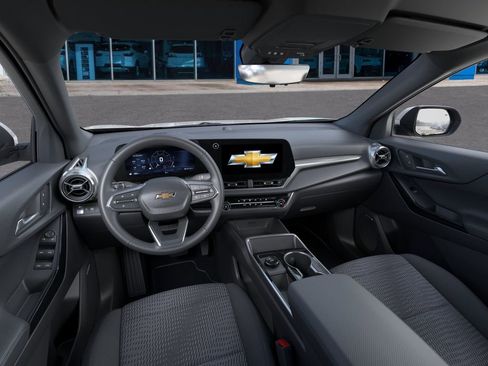 New 2026 Chevrolet Equinox LT FWD image 15