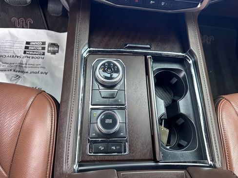 Used 2024 Ford Expedition King Ranch AWD/4WD image 26