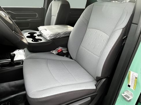 New 2024 RAM 4500 SLT w/ Quick Order Package 2YG SLT image 22