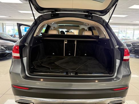 Used 2017 Mercedes-Benz GLC 300 4MATIC image 24