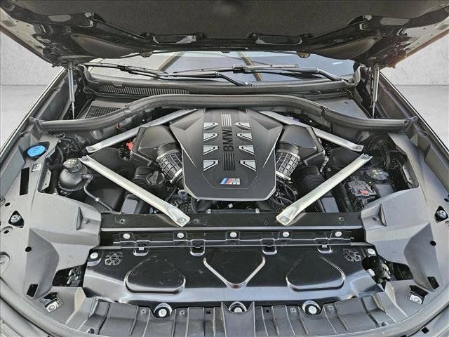 Used 2025 BMW X7 M60i AWD/4WD image 27