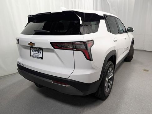 New 2026 Chevrolet Equinox LT w/ Convenience Package II image 3