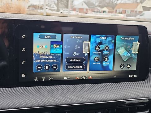 New 2026 Nissan Kicks SR w/ Cold Weather Package image 15