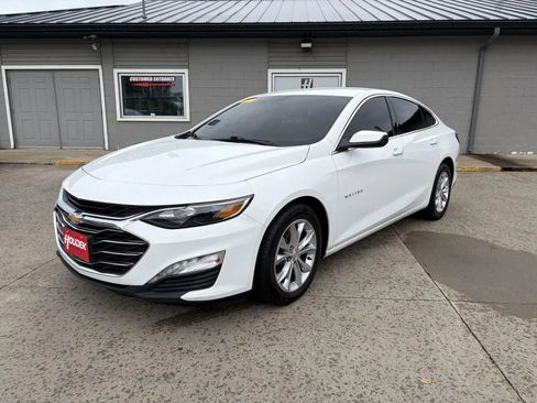 Used 2022 Chevrolet Malibu LT FWD image 3