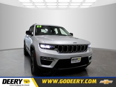 Used 2023 Jeep Grand Cherokee 4WD 4xe image 1