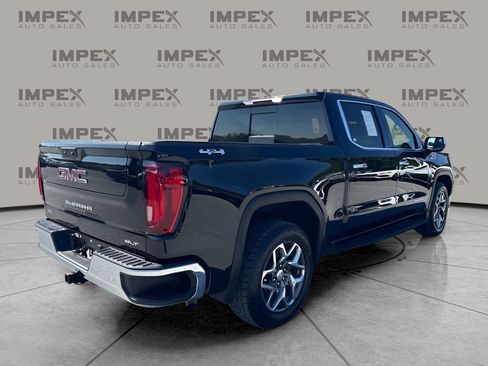 Used 2022 GMC Sierra 1500 SLT w/ SLT Convenience Package AWD/4WD image 5