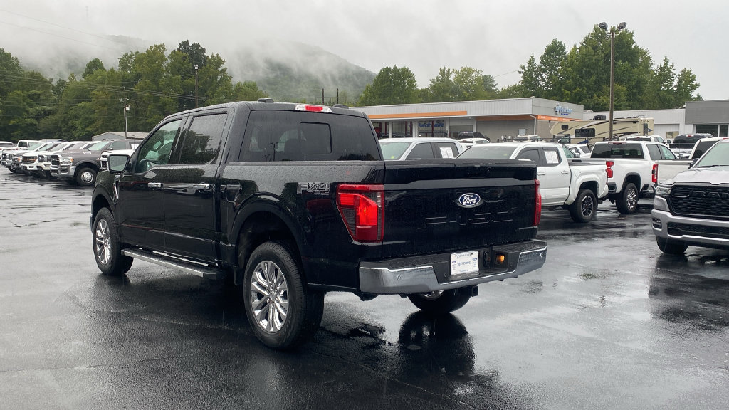 New 2026 Ford F150 XLT w/ Equipment Group 302A MID AWD/4WD image 7