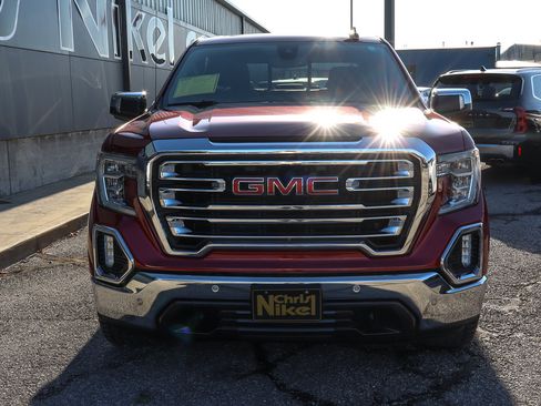 Used 2019 GMC Sierra 1500 SLT w/ SLT Premium Plus Package AWD/4WD image 2