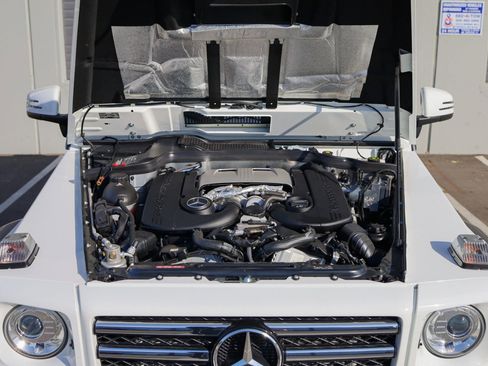 Used 2017 Mercedes-Benz G 550 Squared image 17