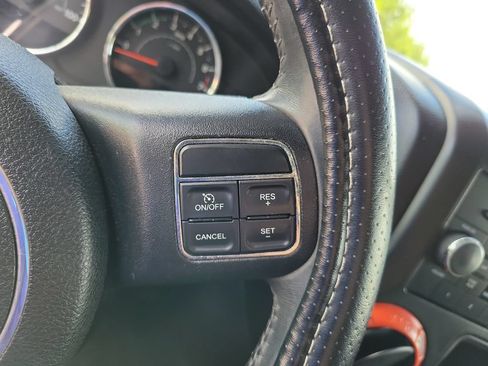 Used 2013 Jeep Wrangler Sport w/ Connectivity Group AWD/4WD image 15