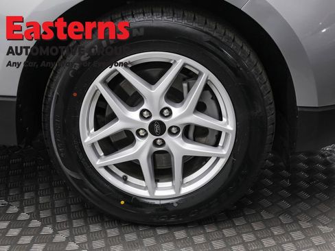 Used 2024 Ford Edge SEL image 30