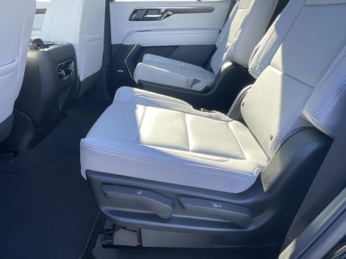 New 2026 Chevrolet Tahoe Premier image 14