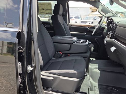 New 2026 GMC Sierra 1500 SLE AWD/4WD image 13