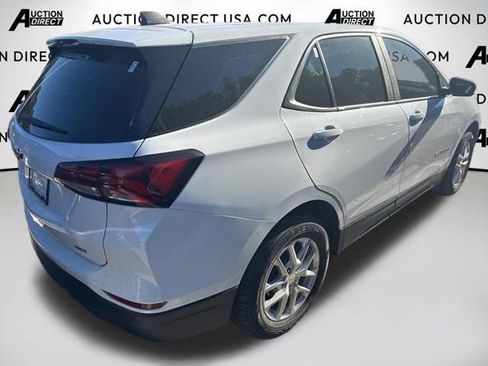 Used 2024 Chevrolet Equinox LS AWD/4WD image 14