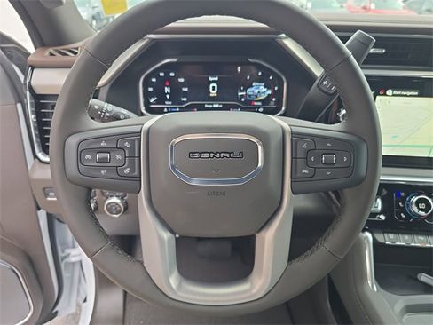New 2025 GMC Sierra 2500 Denali w/ Denali Reserve Package image 28