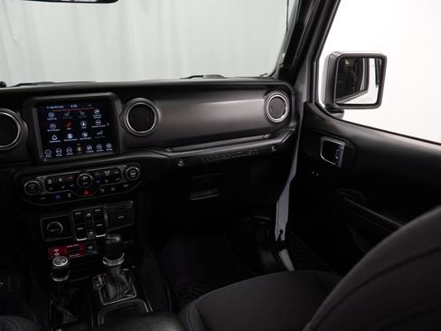 Used 2022 Jeep Wrangler Unlimited Rubicon 4xe w/ Dual Top Group AWD/4WD image 30