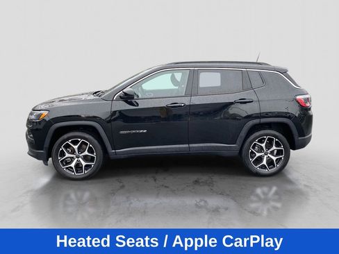 Used 2025 Jeep Compass Limited AWD/4WD image 2