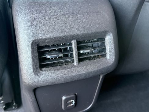 Used 2024 Chevrolet Equinox LS w/ LS Convenience Package FWD image 12