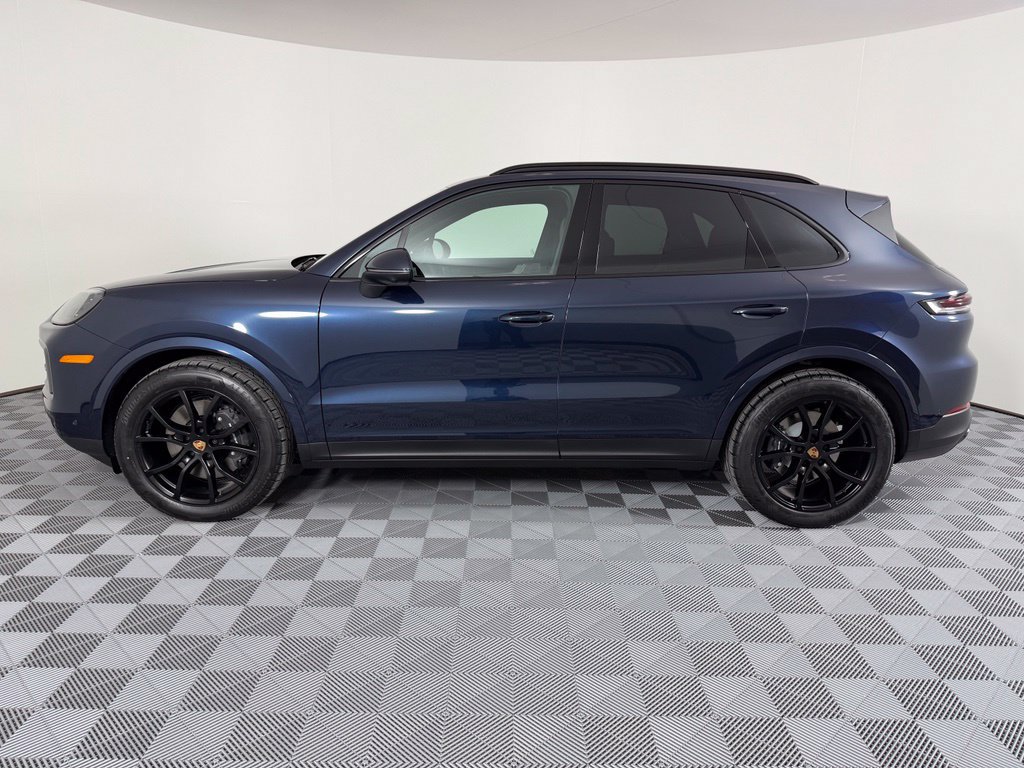 Used 2026 Porsche Cayenne AWD/4WD image 2