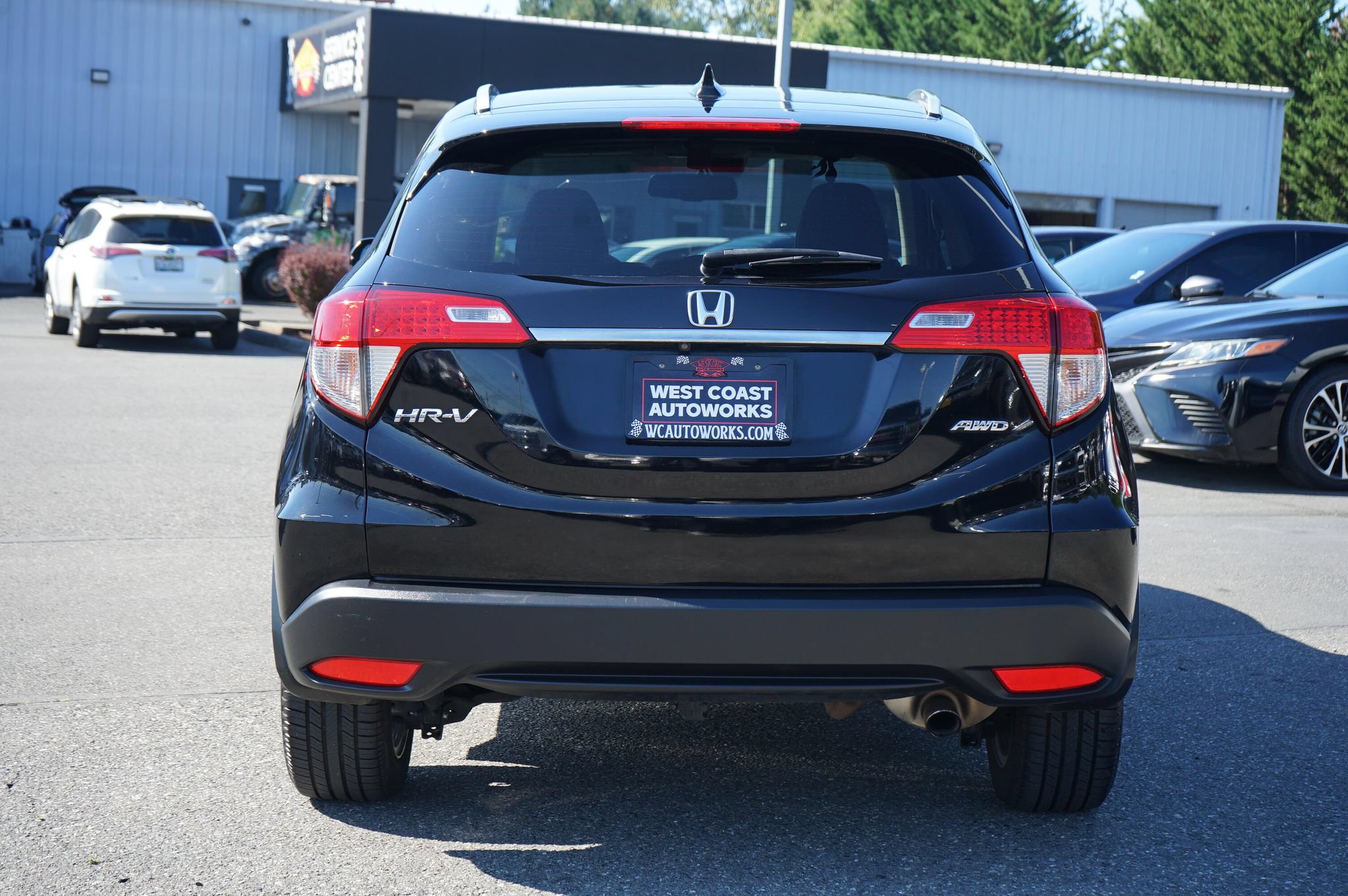 Used 2021 Honda HR-V EX-L image 4