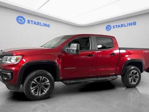 Used 2021 Chevrolet Colorado Z71 AWD/4WD image 3