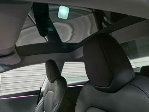 Used 2025 Tesla Model 3 Long Range image 14