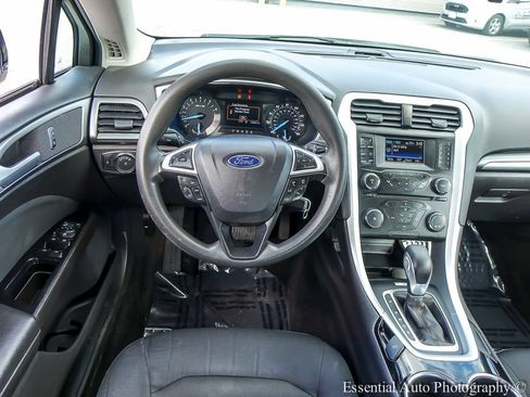 Used 2014 Ford Fusion SE FWD image 11