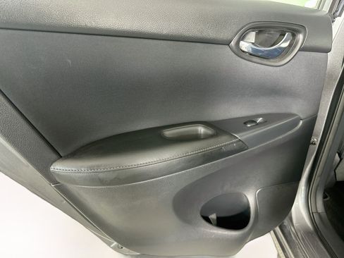 Used 2016 Nissan Sentra S FWD image 23
