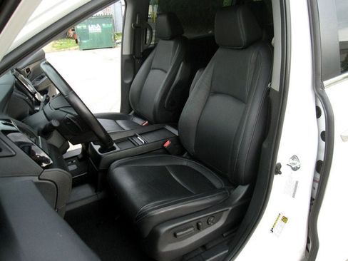Used 2022 Honda Odyssey Touring image 18