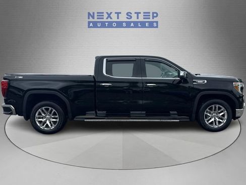 Used 2022 GMC Sierra 1500 SLT w/ SLT Premium Plus Package AWD/4WD image 9