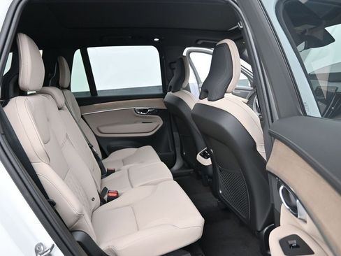 New 2026 Volvo XC90 B6 Plus AWD/4WD image 16