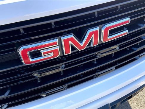 Used 2023 GMC Sierra 1500 Elevation image 29