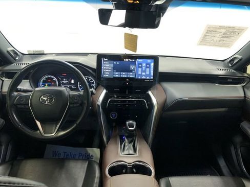 Used 2021 Toyota Venza Limited w/ Advanced Technology Package image 15