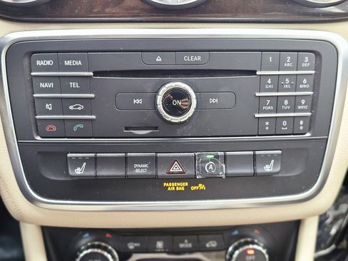 Used 2016 Mercedes-Benz GLA 250 GLA 250 image 14