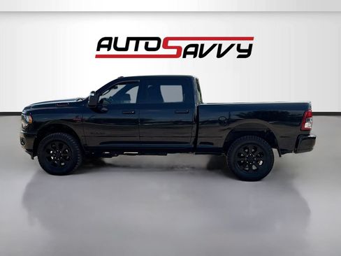 Used 2023 RAM 3500 Big Horn w/ Night Edition AWD/4WD image 4
