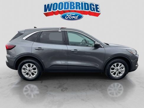 Used 2023 Ford Escape Active image 3