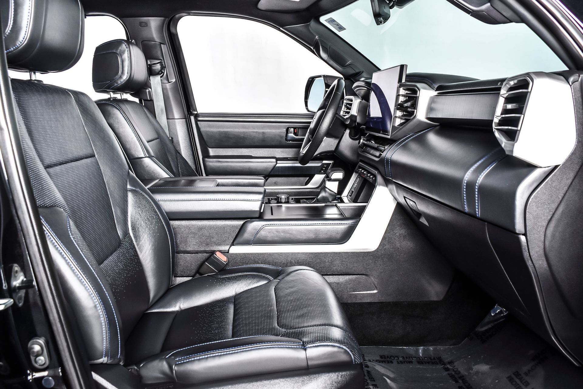 Used 2024 Toyota Tundra Platinum AWD/4WD image 22