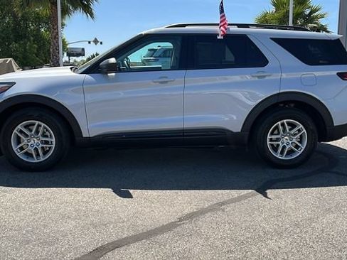 New 2026 Ford Explorer Active w/ Active Comfort Package RWD image 6