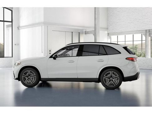 Used 2026 Mercedes-Benz GLC 300 4MATIC image 33