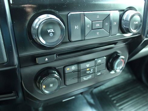 Used 2016 Ford F150 XL w/ Equipment Group 101A Mid RWD image 28