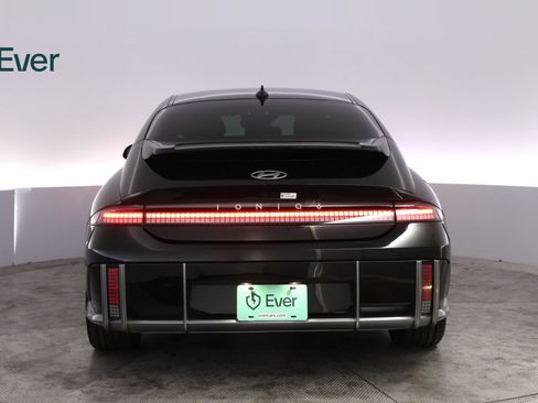 Used 2024 Hyundai Ioniq 6 SEL RWD image 15