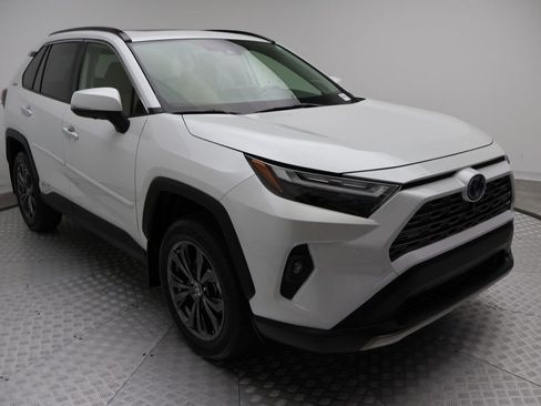 Used 2023 Toyota RAV4 Limited image 6