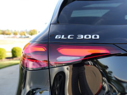 New 2026 Mercedes-Benz GLC 300 4MATIC image 13