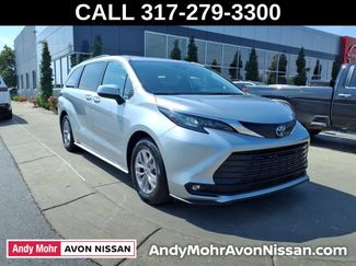 Used 2025 Toyota Sienna XLE FWD video 2